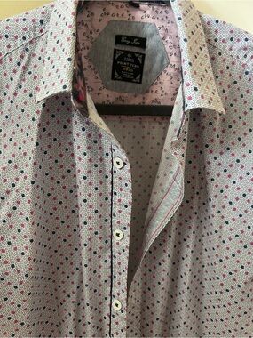 Point Zero Men's White Button-Down Shirt with Pink & Navy Micro Dots